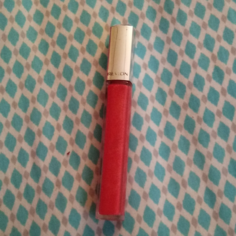 Revlon lip gloss